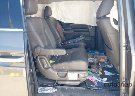 2016 Honda Odyssey Touring/Touring Elite из США, поврежденный, VIN 5FNRL5H91GB039612